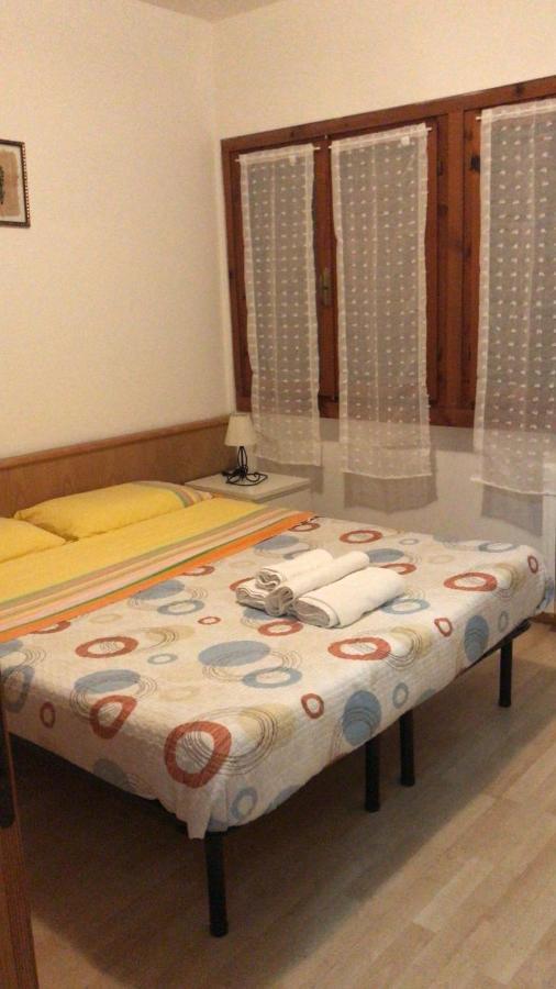 Appartamento Comodo Al Lago E Gardaland Castelnuovo del Garda Eksteriør billede